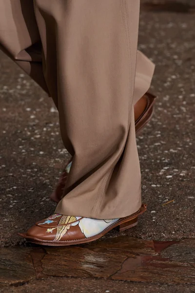 Look 70
